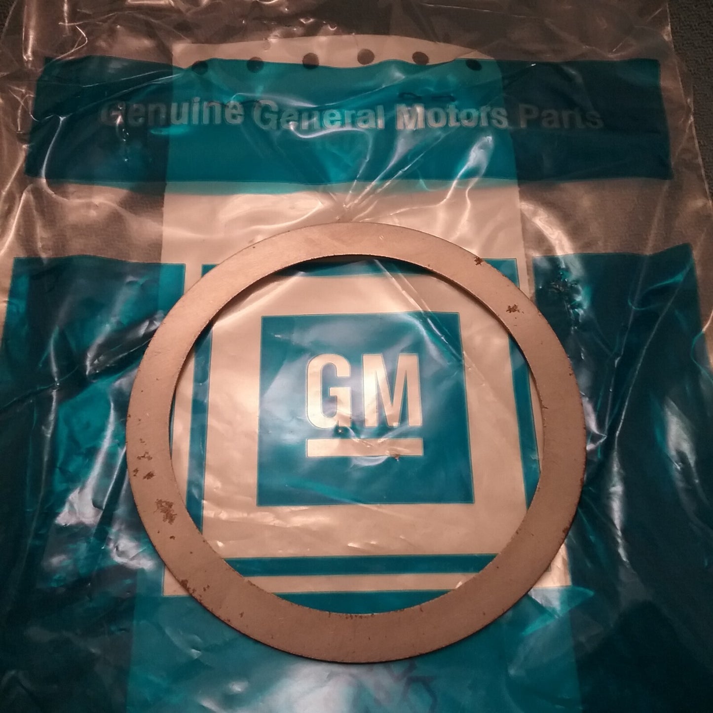 NEW GENUINE GM 15636201 Shim, Mainshaft Rear Bearing (.0297, .0307)
