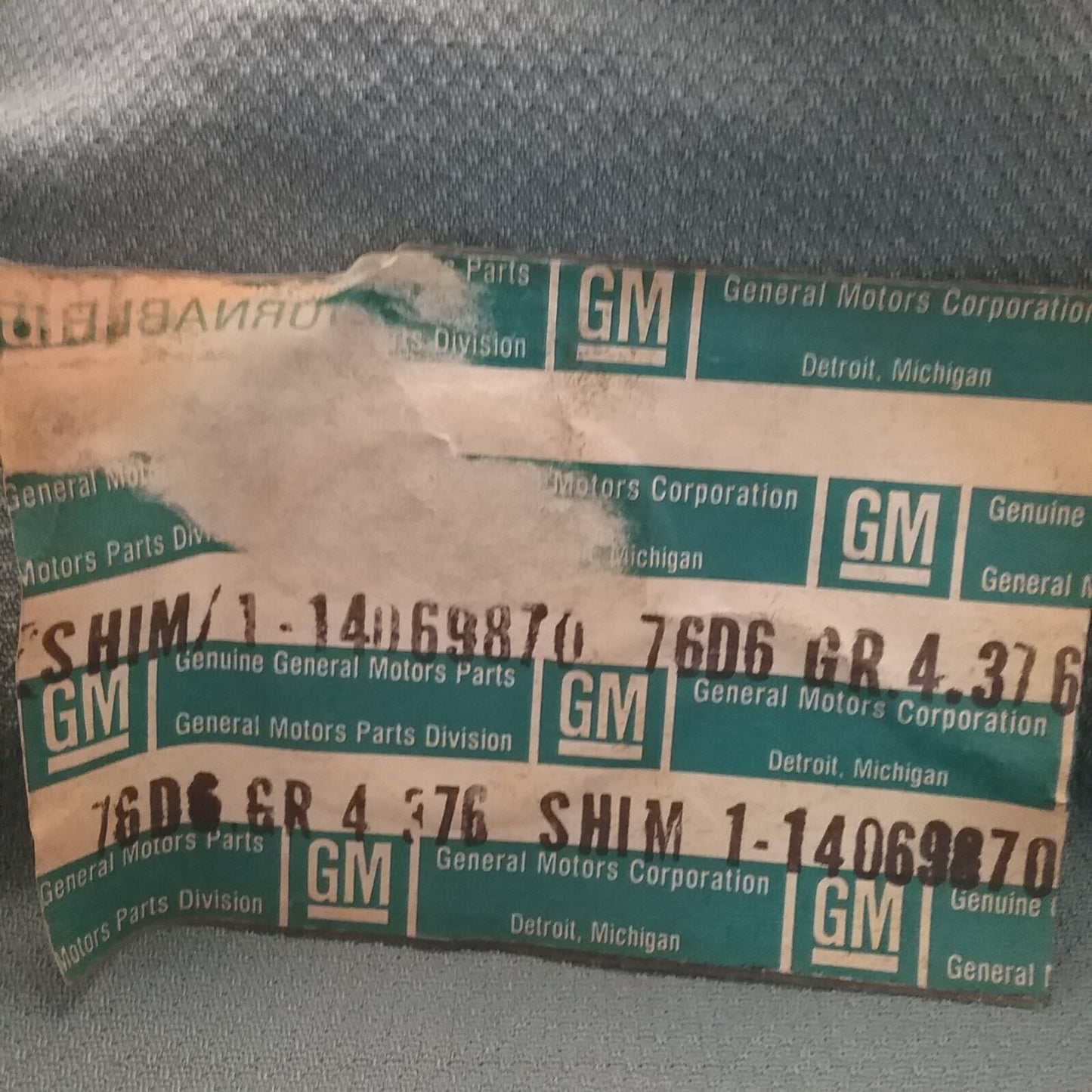 NEW GENUINE GM 14069870 Manual Transmission .026 in Clutch Gear Bearing Shim