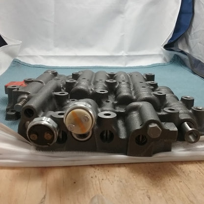 NEW GENIUNE GENERAL MOTORS 2264 TRANSMISSION VALVE BODY GM7 B113