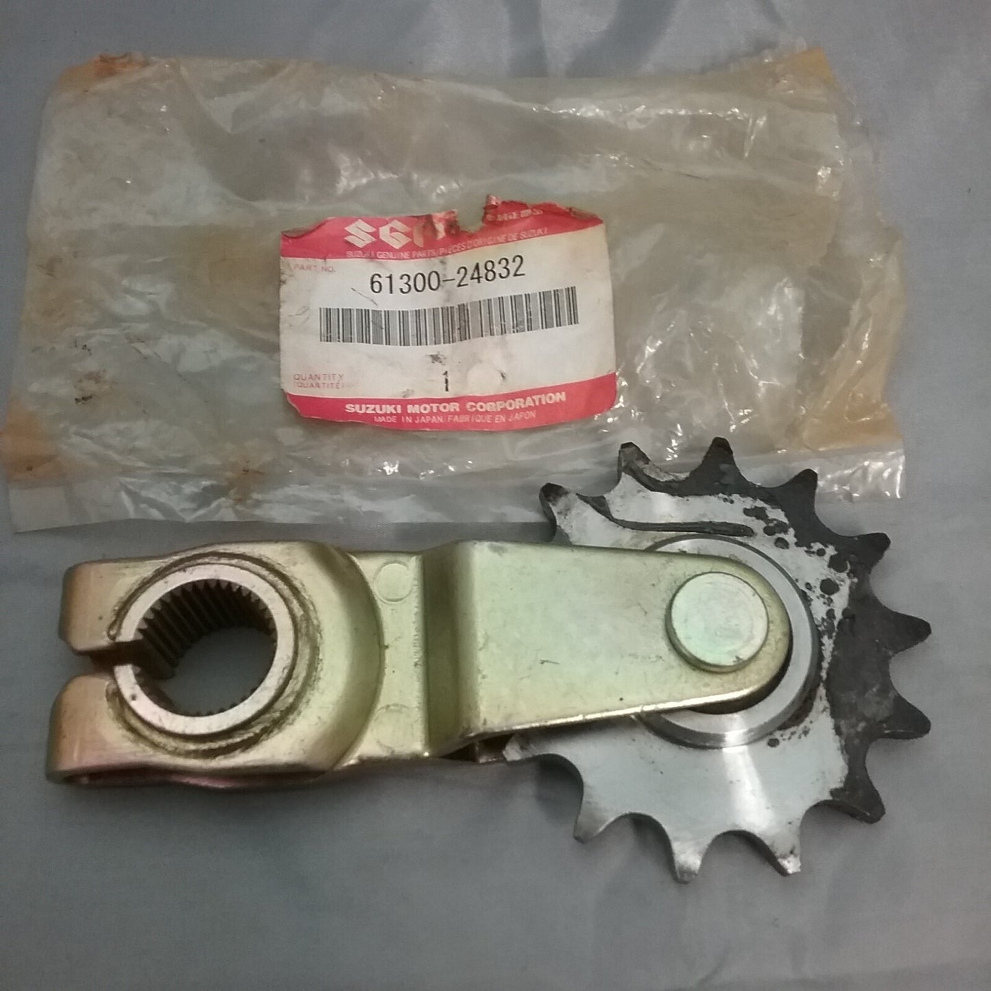 NEW GENIUNE SUZUKI 61300-24832 TENSIONER SET, CHAIN (NT:14) 1984-87