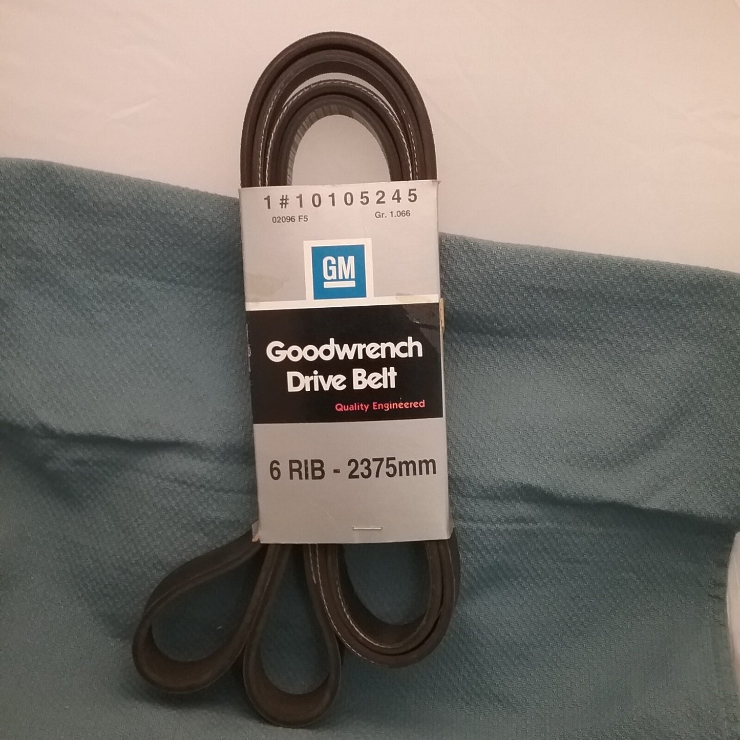 NEW GENUINE GM 10105245 Serpentine Belt 6 RIB-2375 MM GR. 1.066