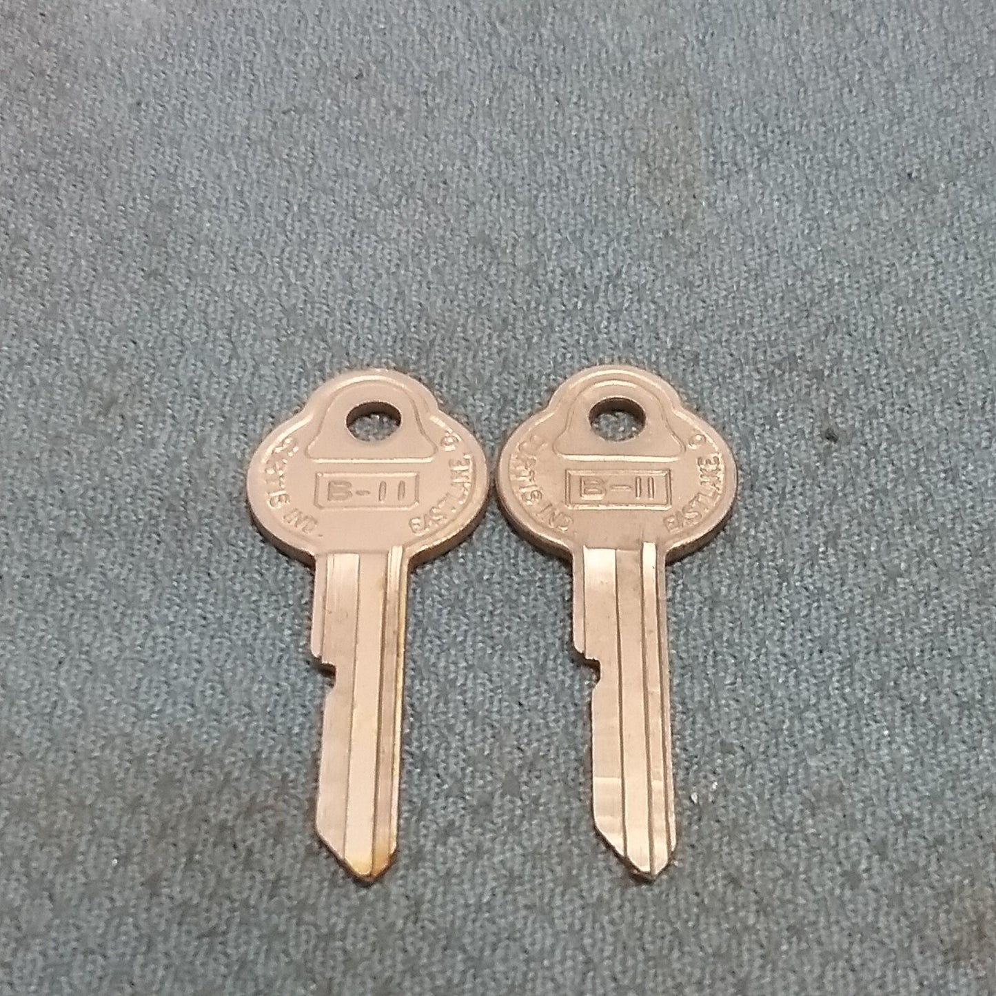 QTY 2 NEW CURTIS B-11 BLANK KEY FOR GM