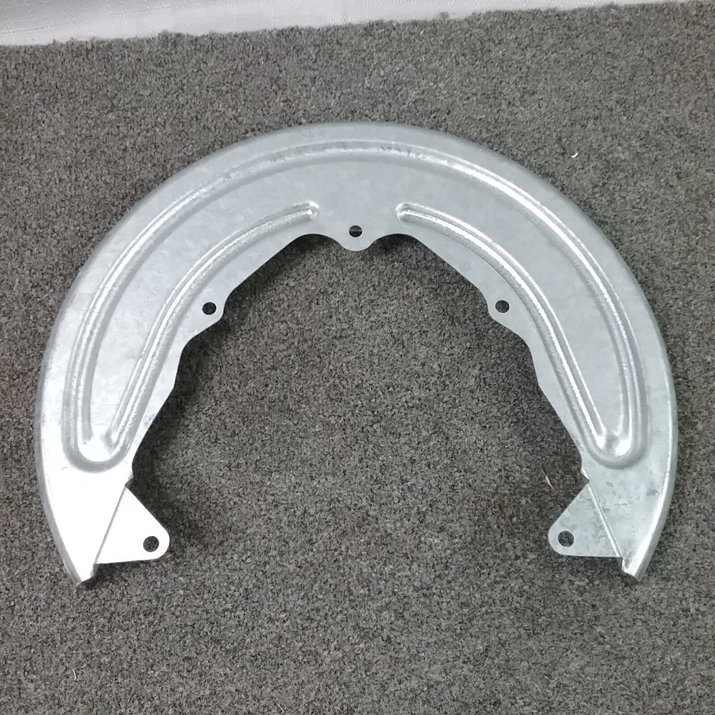 NEW GENUINE GM 15531338 Shield-Front Disc Brake