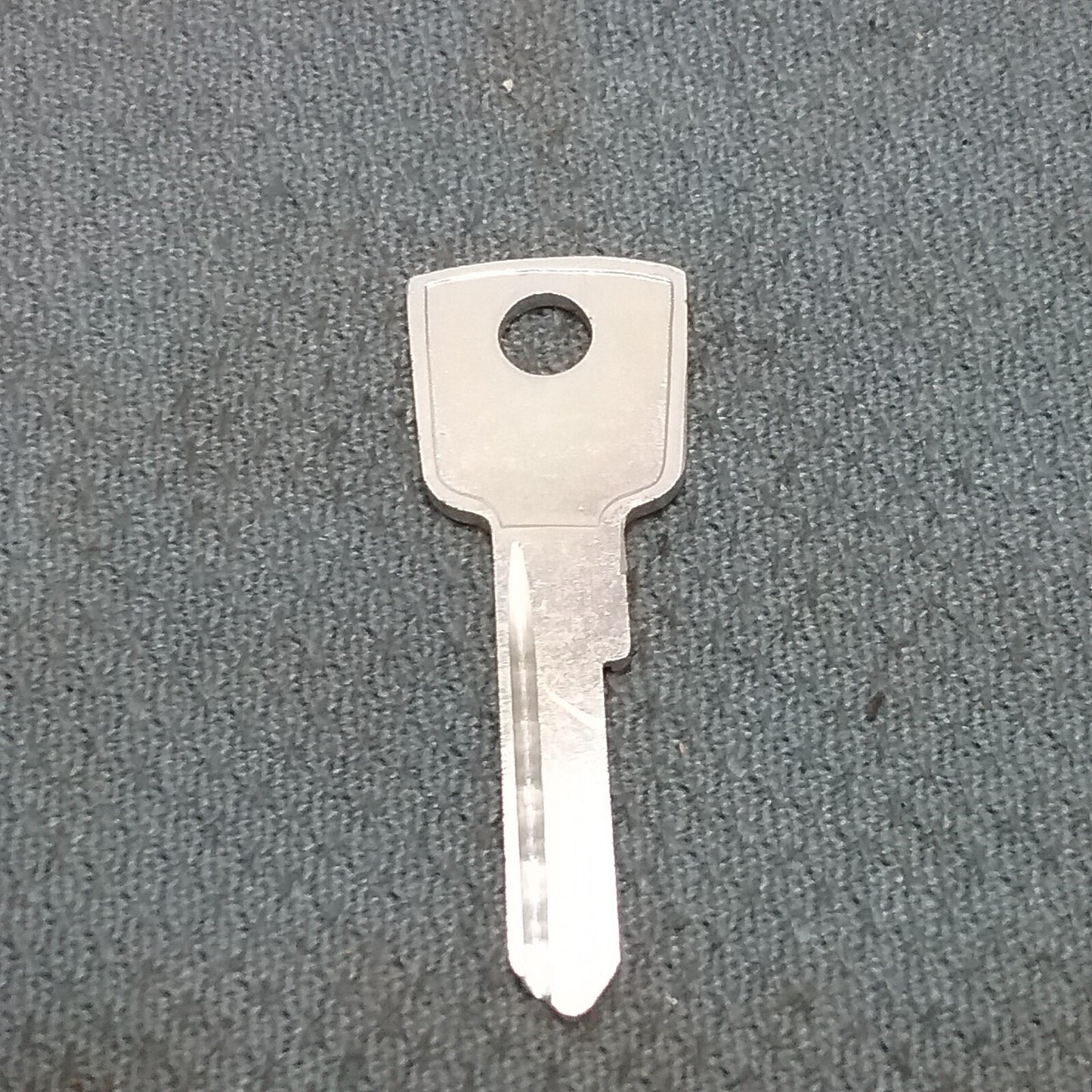 NEW CURTIS H27 BLANK KEY FOR FORD 52-65