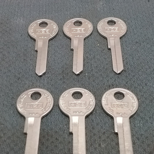 QTY 6 NEW CURTIS H26 KEY BLANK