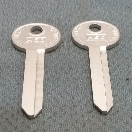 QTY 2 NEW CURTIS H50 BLANK KEY FOR FORD