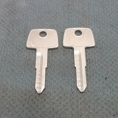 QTY 2 NEW CURTIS LUV1 KEY BLANK