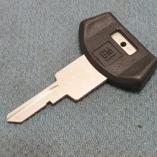 NEW GENUINE GENERAL MOTORS C KEY BLANK IGNITION
