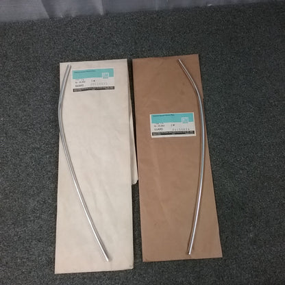 NEW GENUINE GM 20159834-RH, 20159835-LH EDGE MOLDING PIECES