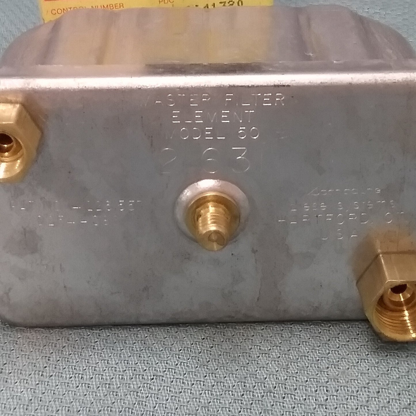 NEW GENUINE GM 560355 FUEL FILTER ASSEMBLY