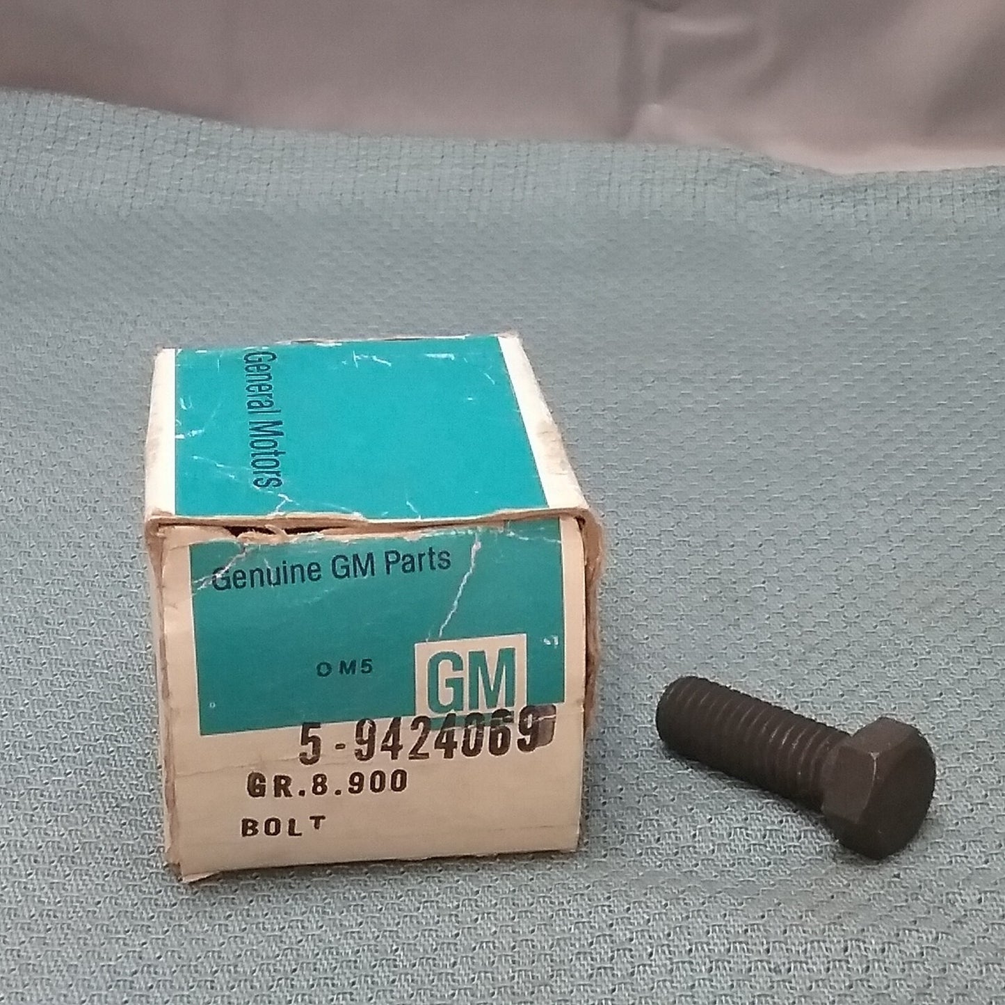 NEW GENUINE GM 9424069 Bolt, (Hexagon, 7/16, 14 X 1 1/4 Cl, 2A)