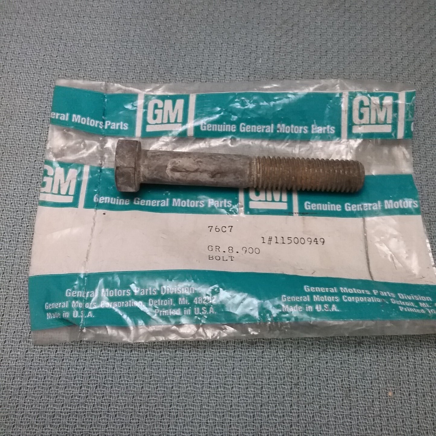 NEW GENUINE GM 11500949 BOLT/SCREW, CRANKSHAFT PULLEY HUB