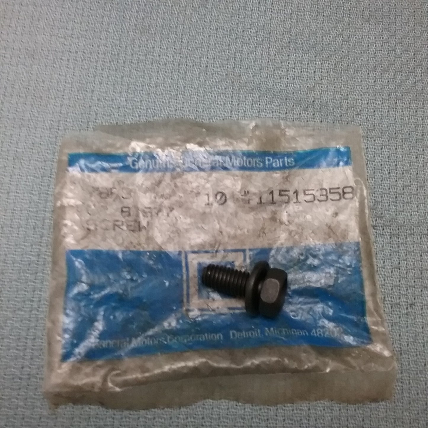 NEW GENUINE GM 11515358 Bolt, Headlamp Housing Bracket