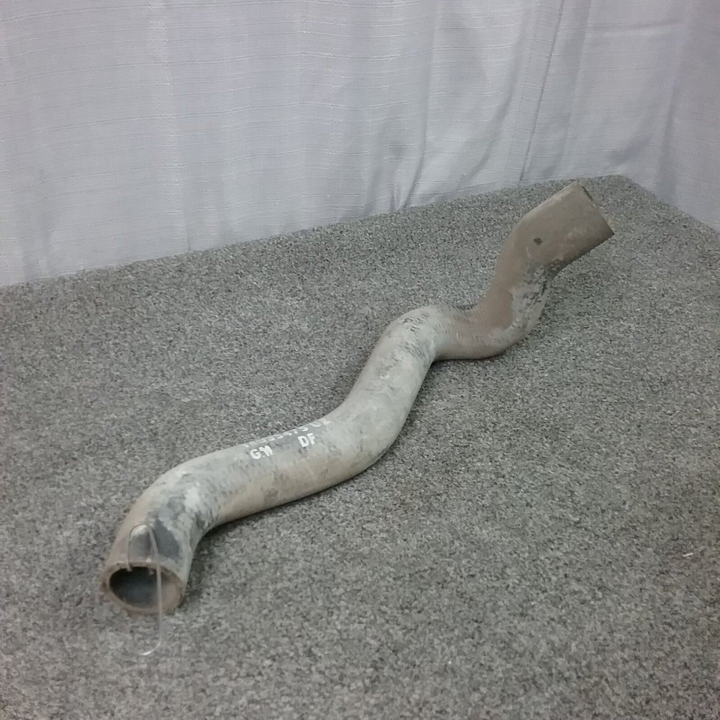 NEW GENUINE GM 14035475 LOWER RADIATOR HOSE