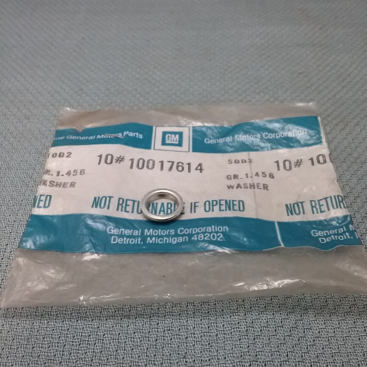 NEW GENUINE GM 10017614 Washer, Oil Pan Drain Screw