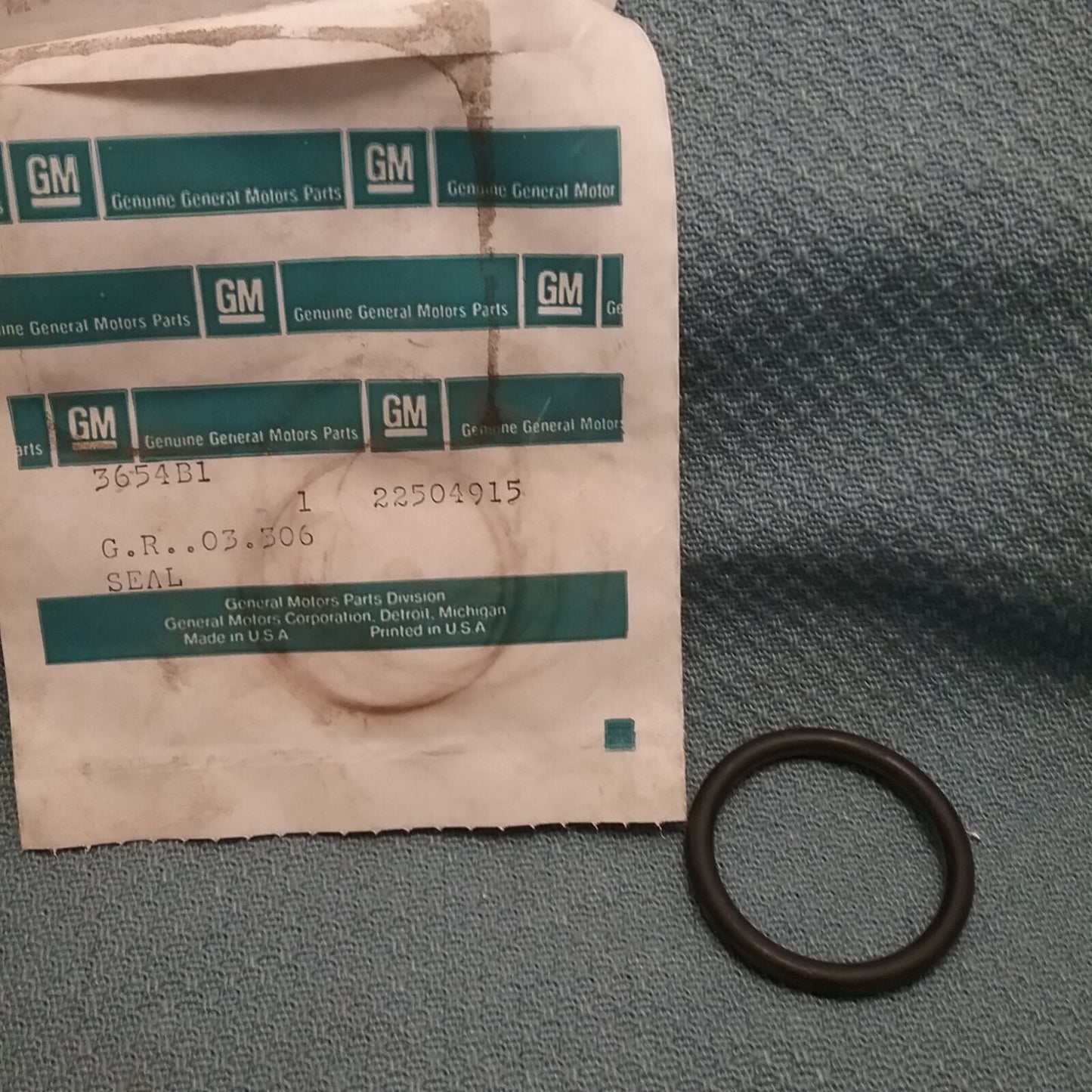 NEW GENUINE GM 22504915 Seal, Injector Pump To Adp O, Ring(Free Of Asbestos)