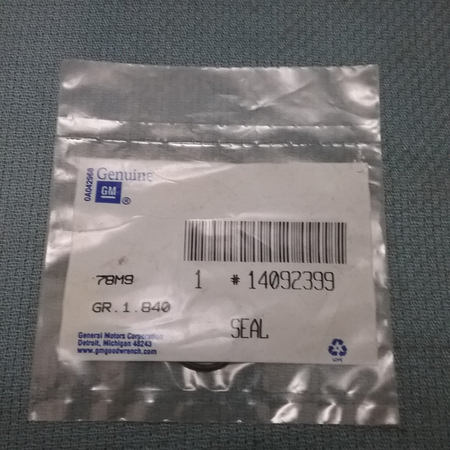 NEW GENUINE GM 14092399 Seal, Oil Filt Adapt (O Ring)