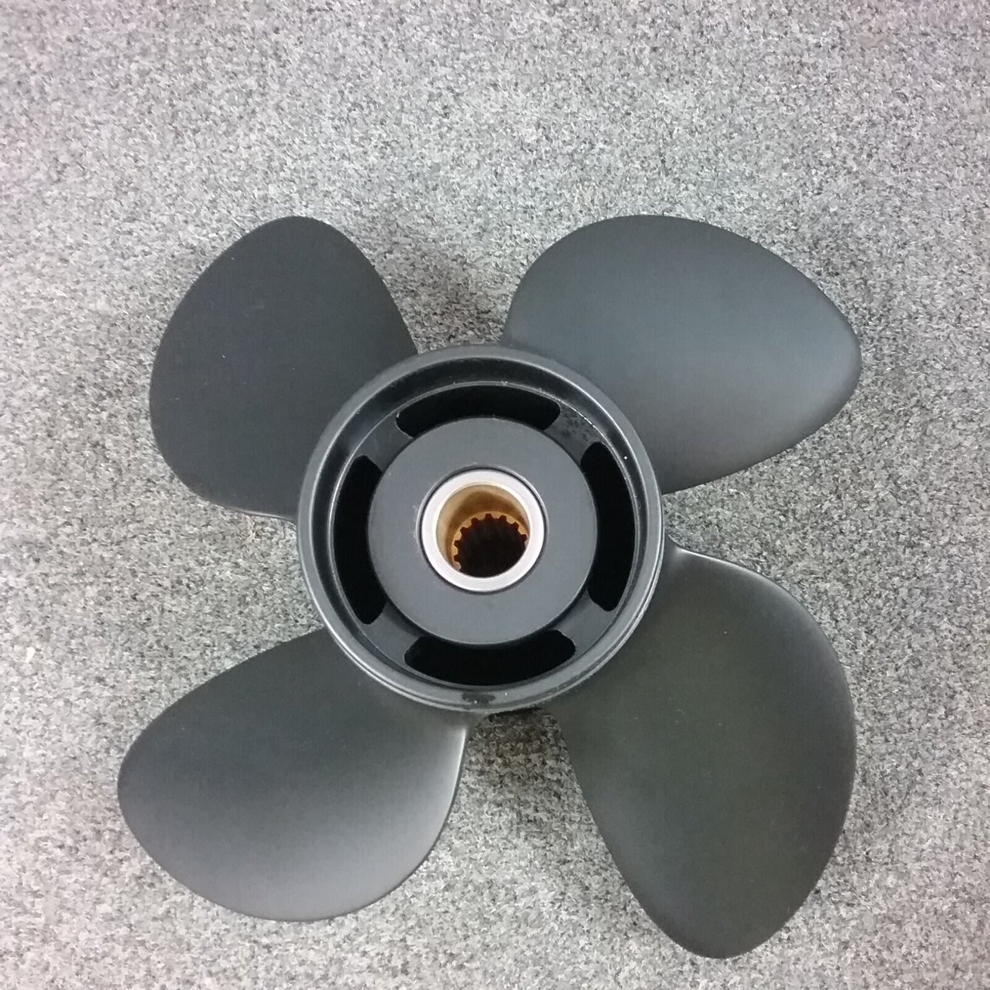 NEW SOLAS 6413-128-17 ALUMINUM HIGH PERFORMANCE PROPELLER 12.75" X 17"