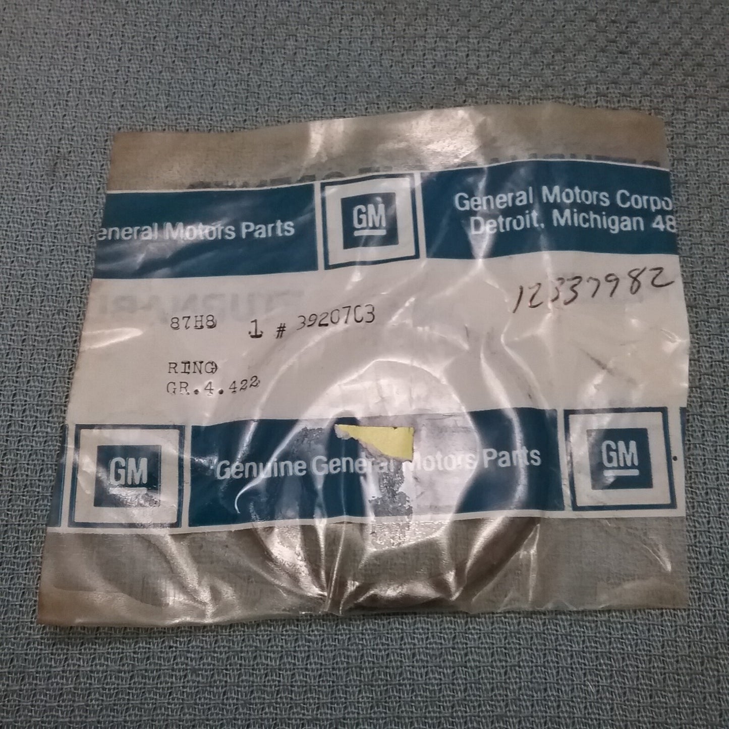 NEW GENUINE GM 3920703/12337982 RING, Transmission Countershaft Gear GR 4.422