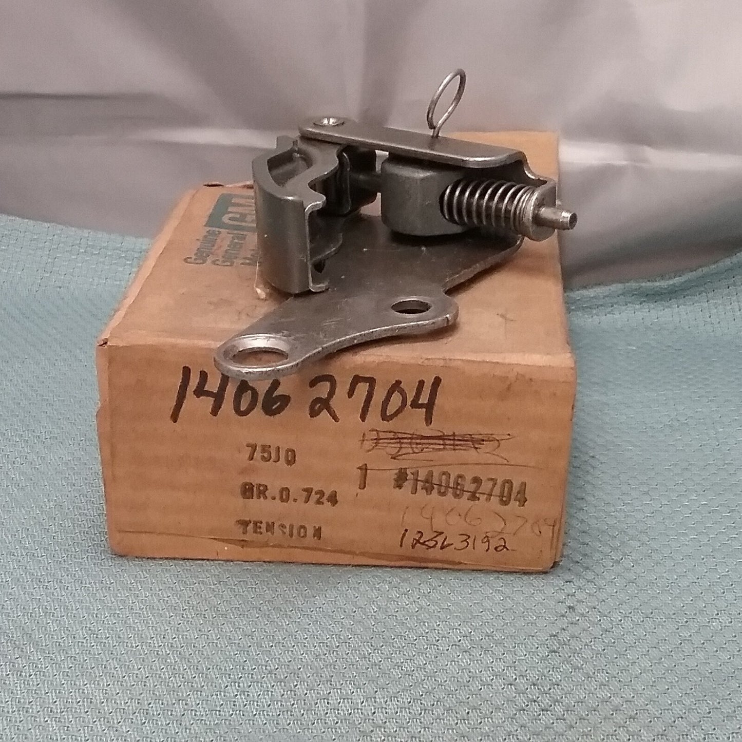 NEW GENUINE GM 14062704 Tensioner Assembly, Timing Chain GR 0.724