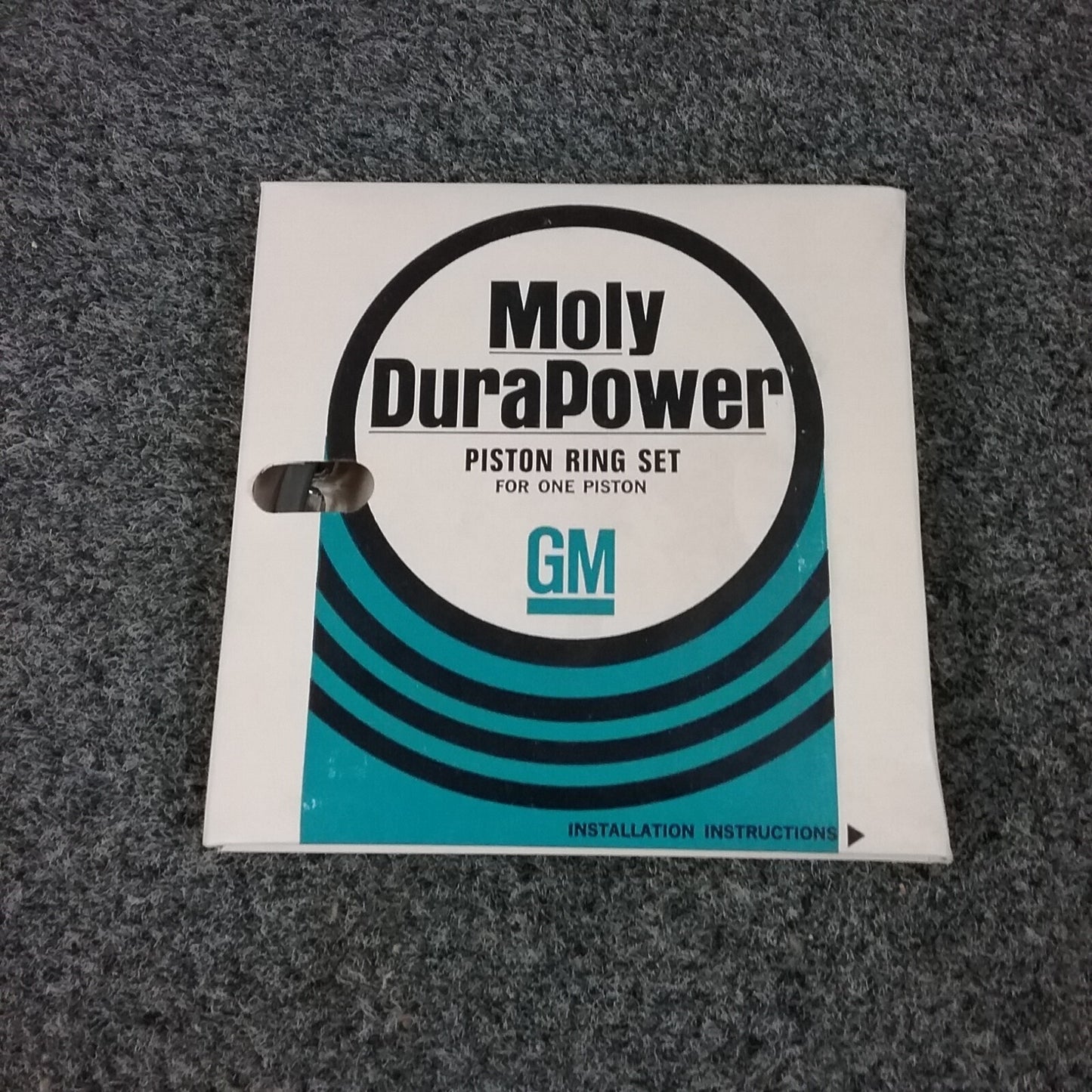 NEW GENUINE GM 3892343 PISTON RING SET