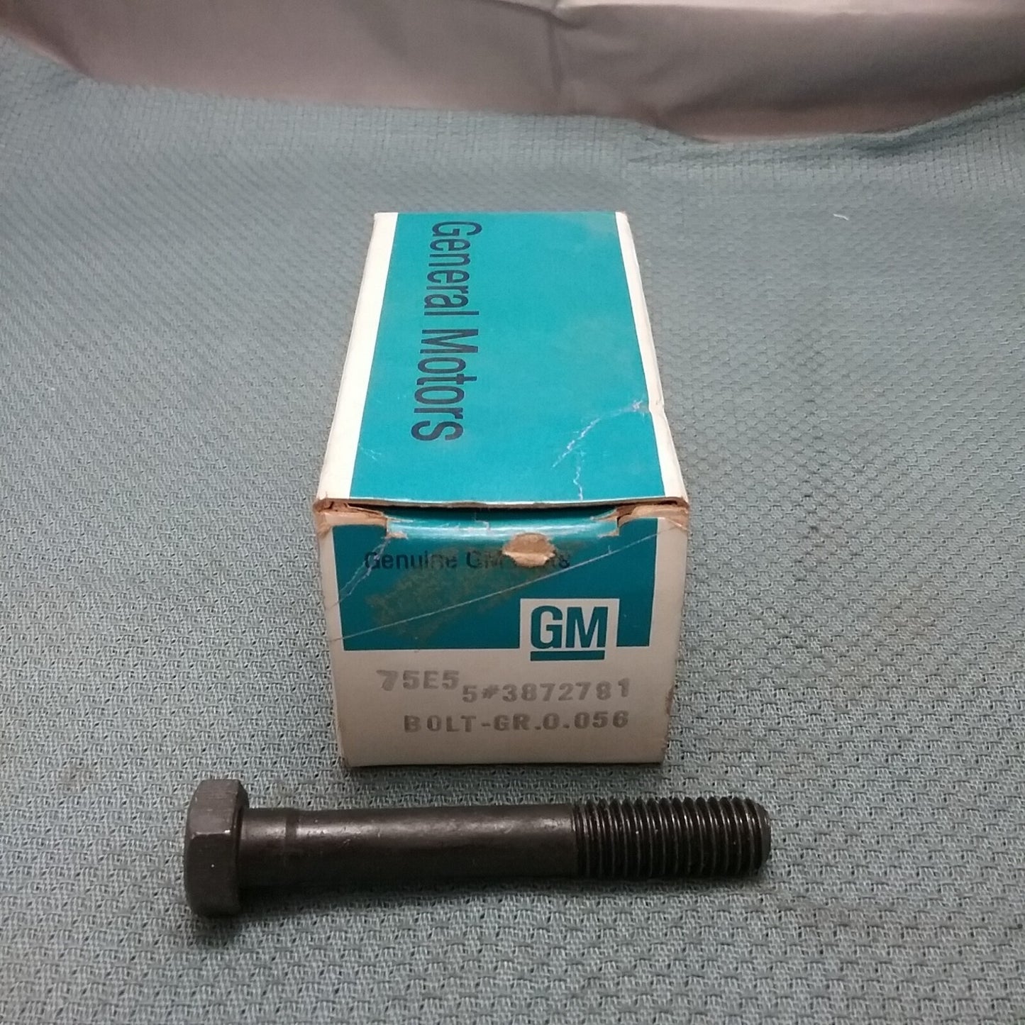 NEW GENUINE GM 3872781 BOLT GR 0.056