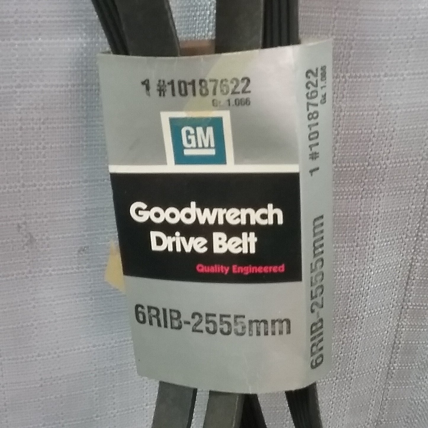 NEW GENUINE GM 10187622 SERPENTINE BELT 6RIBS-2555MM GR 1.066