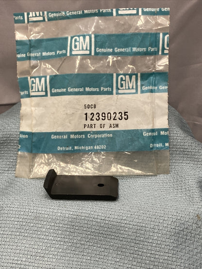 NEW GENUINE GM 12390235 Belt, Driver Seat Retractor Side