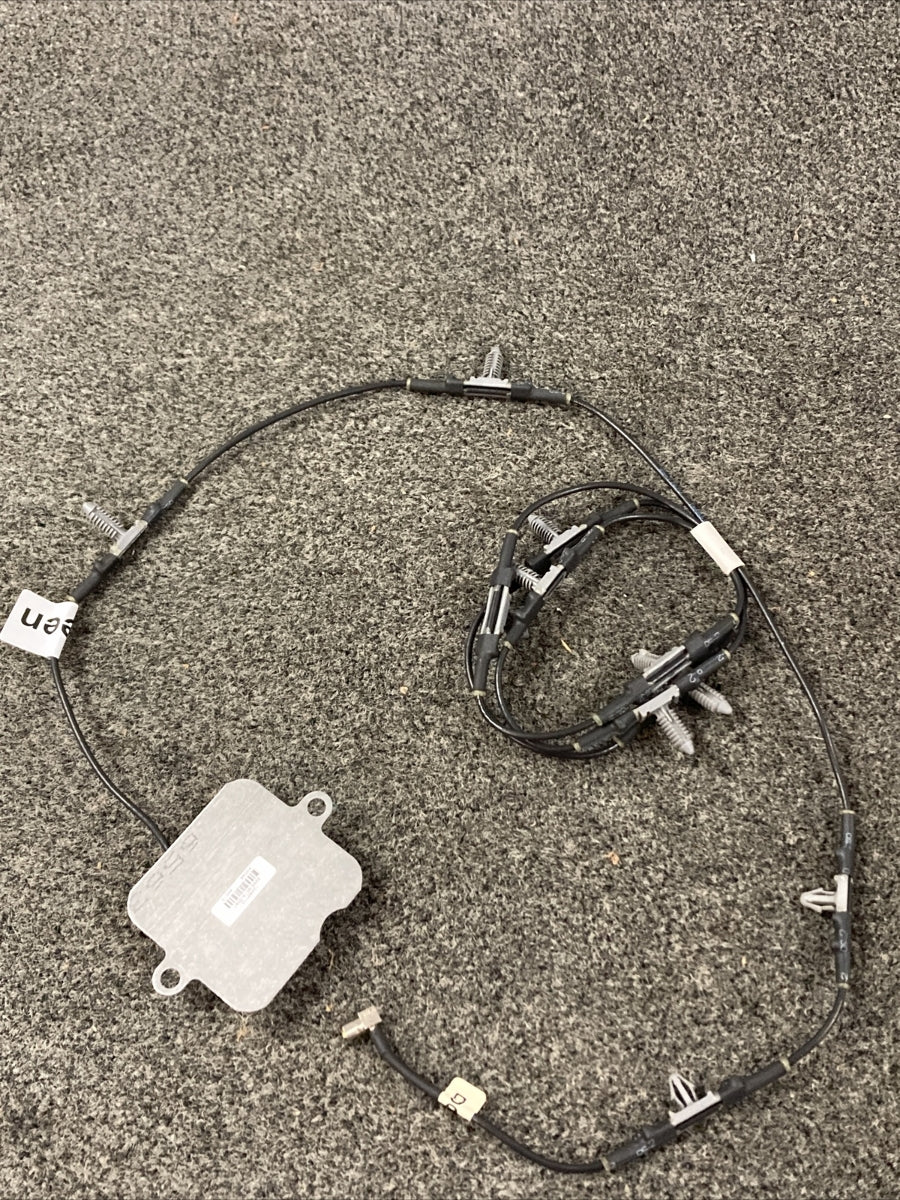 NEW GENUINE GM 12450710 Antenna Assy, Vehicle Locating, 2000 Pontiac Bonneville