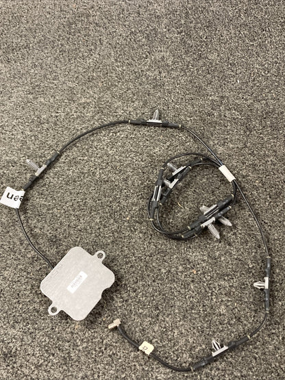 NEW GENUINE GM 12450710 Antenna Assy, Vehicle Locating, 2000 Pontiac Bonneville