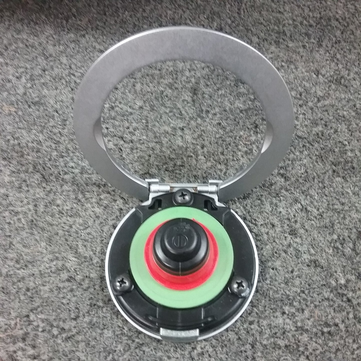 GENUINE DUCATI 58612061AW TANK WHITE PANTIGALE 959 16-19 899 14-15