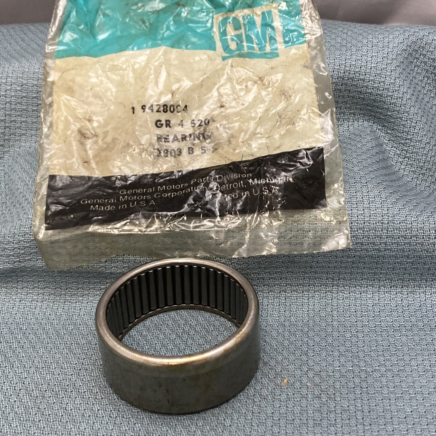 NEW GENUINE GM 9428004 BEARING, NEEDLE GR 4.520