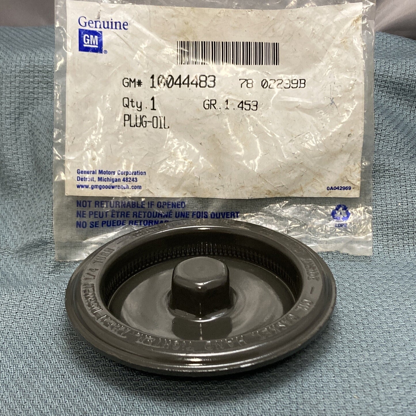 NEW GENUINE GM 10044483 PLUG, OIL PAN DRAIN 1985-1992 GR 1.453