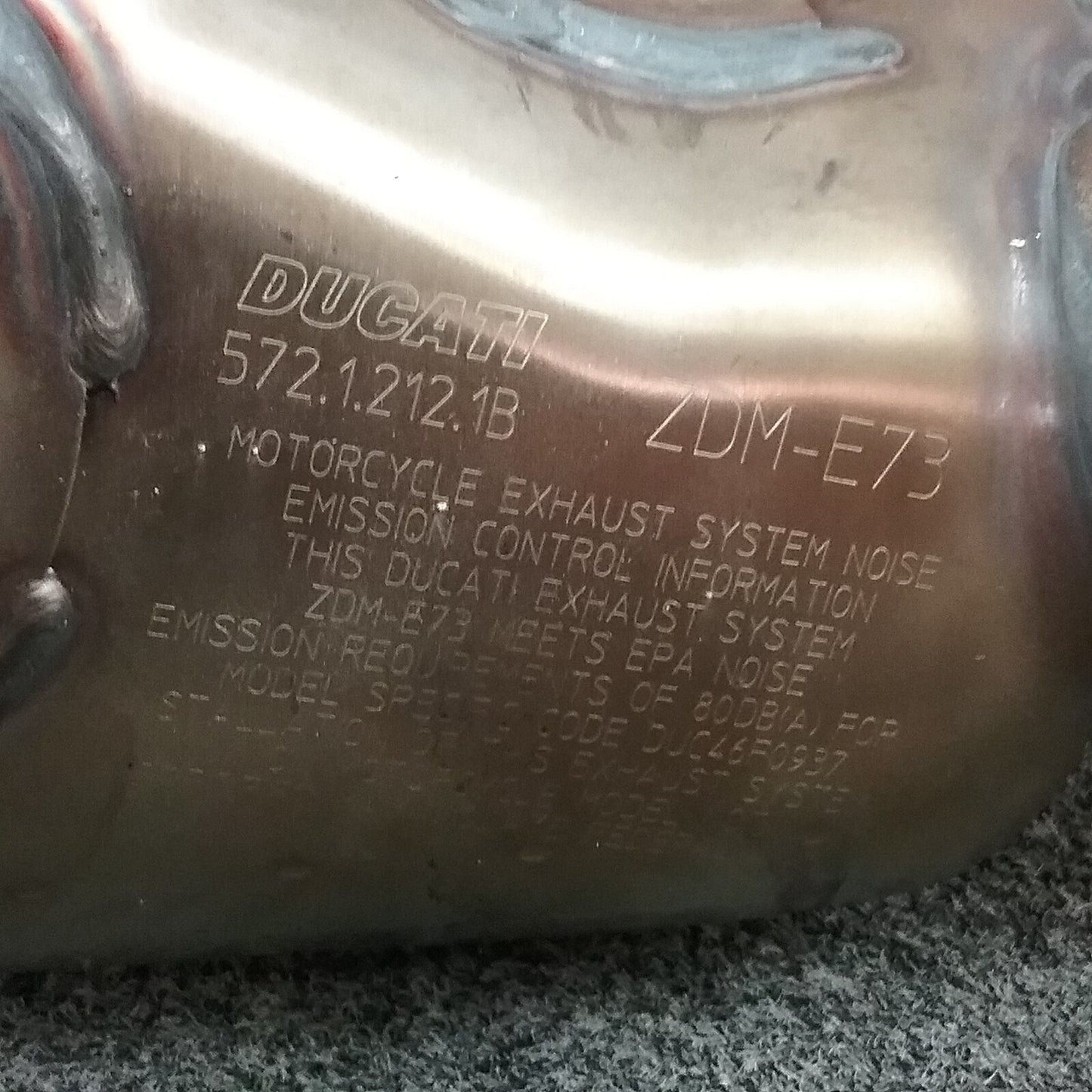 NEW GENUINE DUCATI 57212121B PRESILENCER