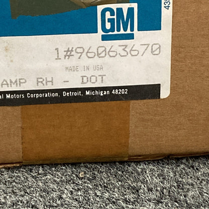 NEW GENUINE GM 96063670 HEADLAMP, RH - DOT GR 2.727