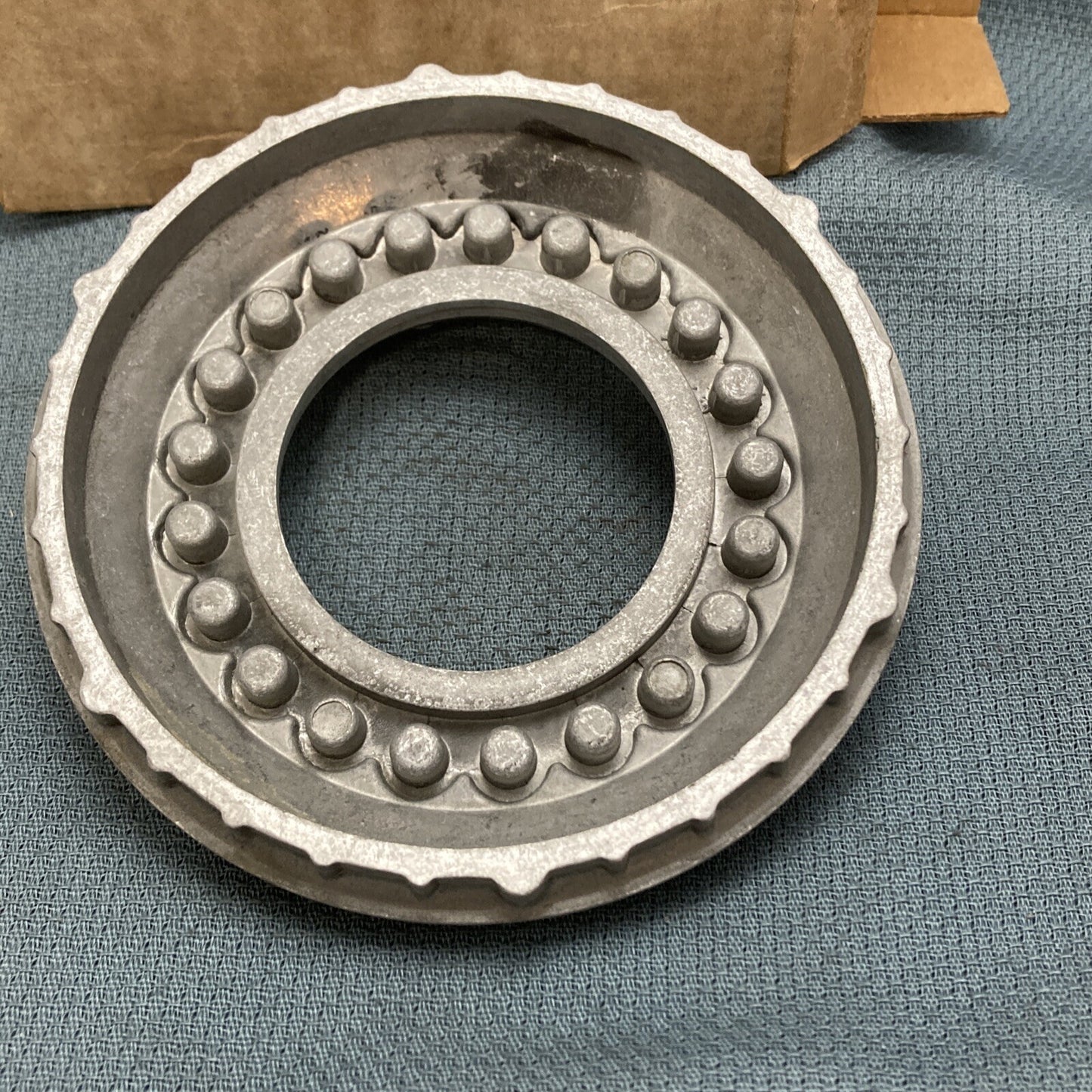 NEW GENUINE GM 6261116 PISTON, TRANSMISSION FORWARD CLUTCH GR 4.166