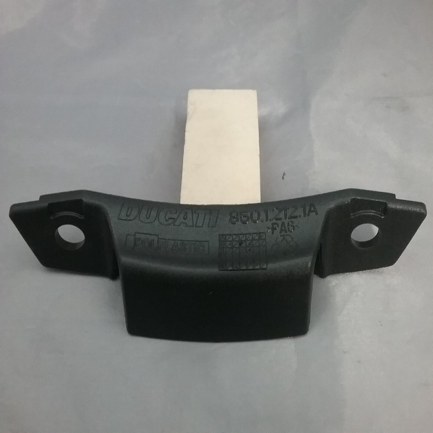 NEW GENUINE DUCATI 85012121A HOSE GUIDE
