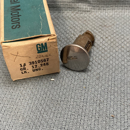 NEW GENUINE GM 3910567 LOCK CYLINDER, UNCODED GR 12.248