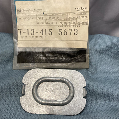 NEW GENUINE GM 15558304 PLUG, CATALYTIC CONVERTER GR 3.690