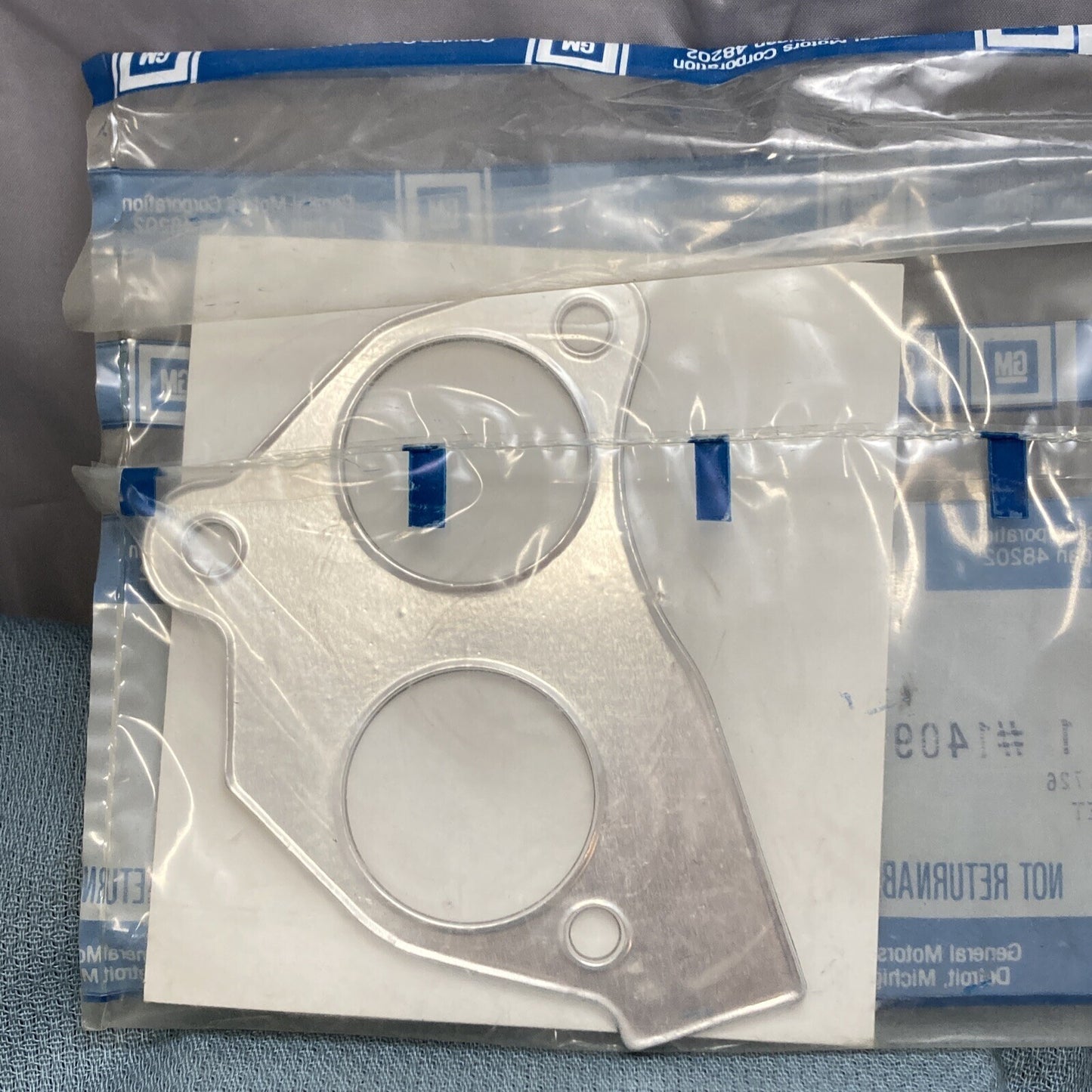 NEW GENUINE GM 14091605 GASKET, FUEL INJECTION THROTTLE BODY MOUNTING GR 3.726
