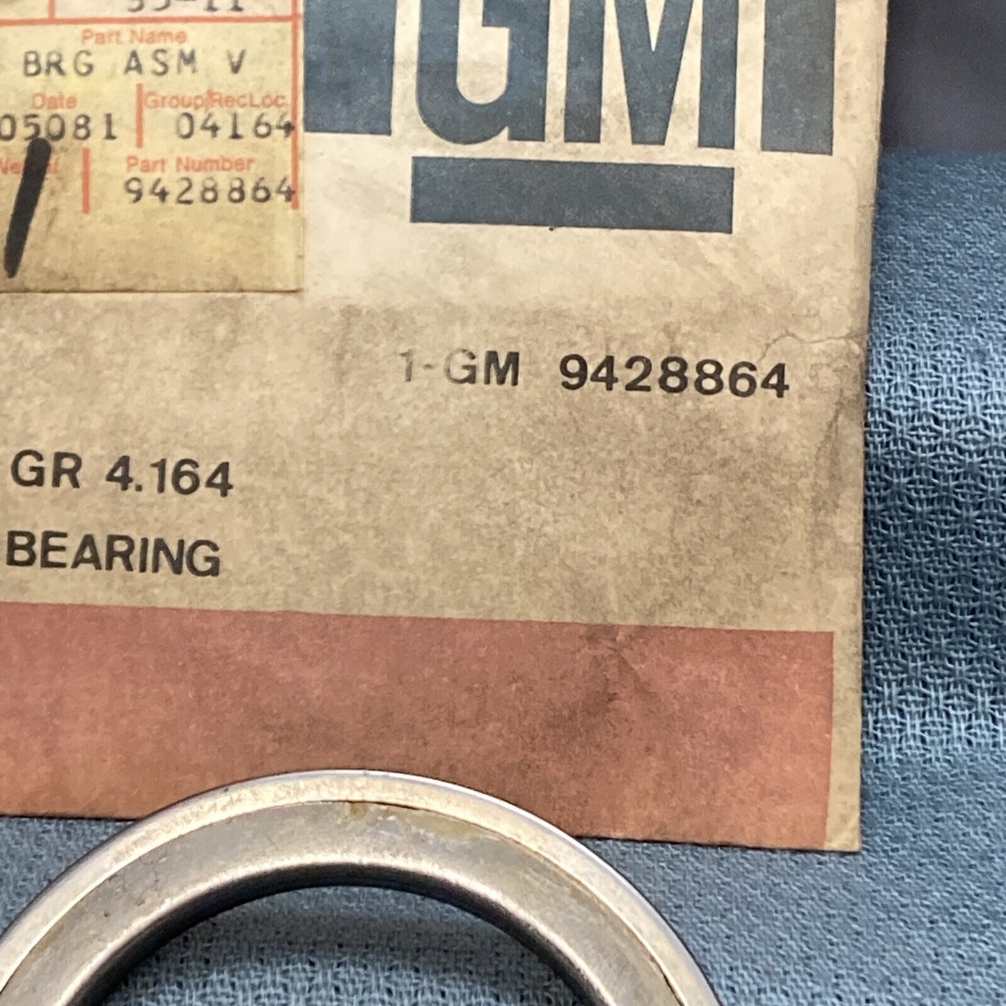NEW GENUINE GM 09428864 BEARING ASSEMBLY GR 4.164