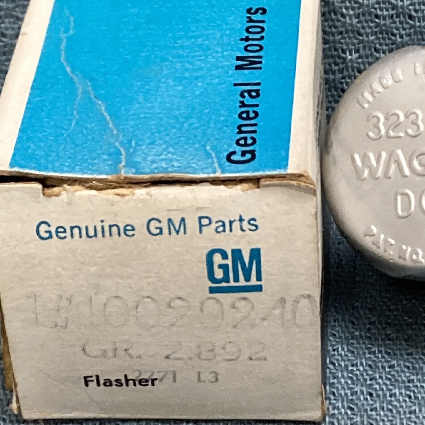 NEW GENUINE GM 10029240 FLASHER, TURN SIGNAL GR 2.892