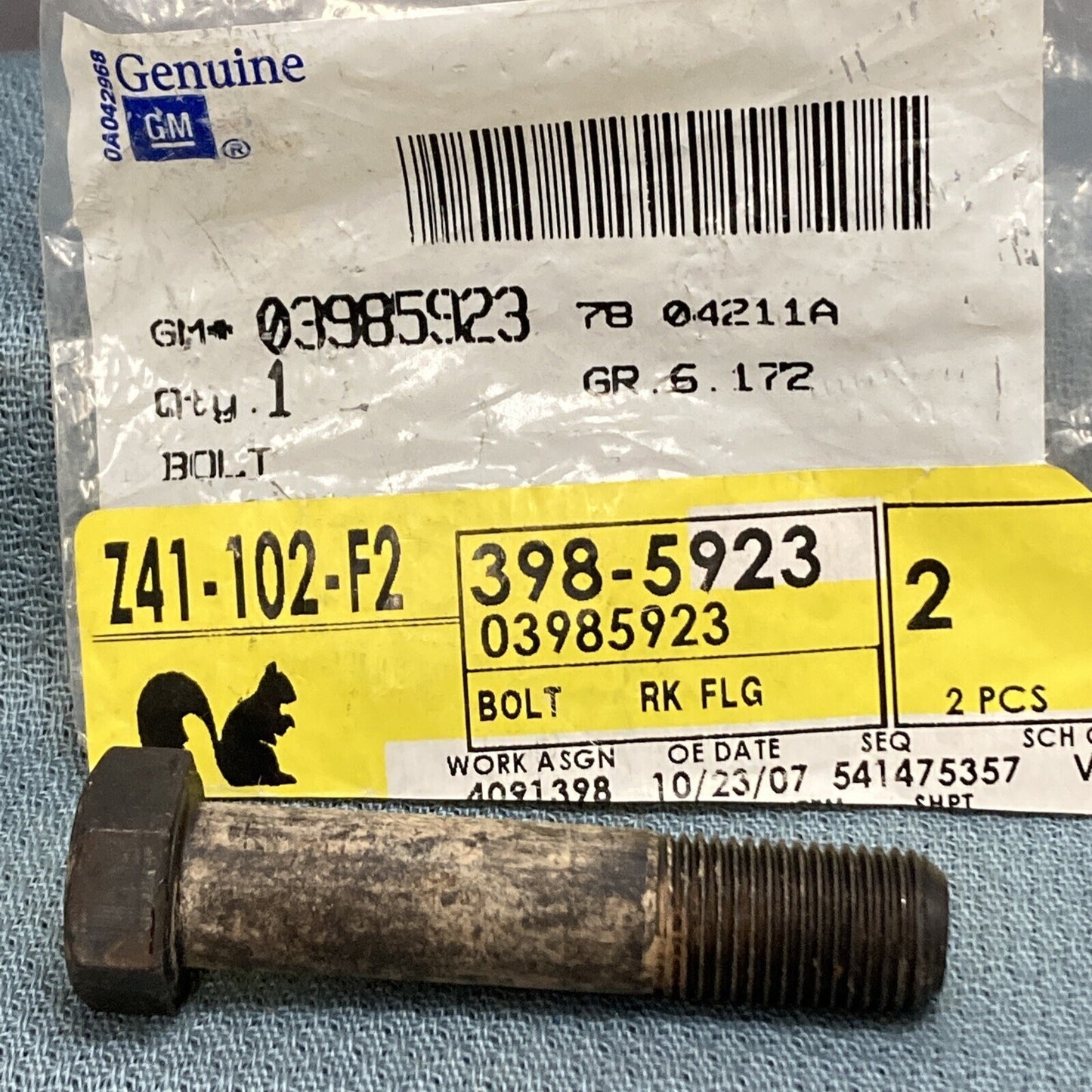 NEW GENUINE GM 3985923 BOLT, HEXAGON STEERING KNUCKLE LOWER 1985-1999 GR 6.172