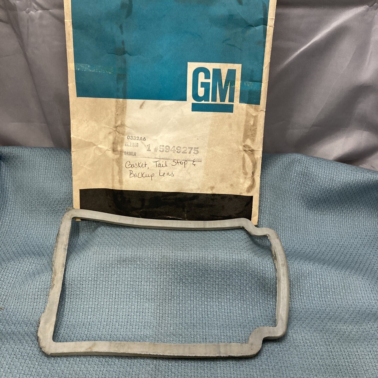 NEW GENUINE GM 5949275 GASKET, TAIL STOP & BACKUP LENS GR 2.680