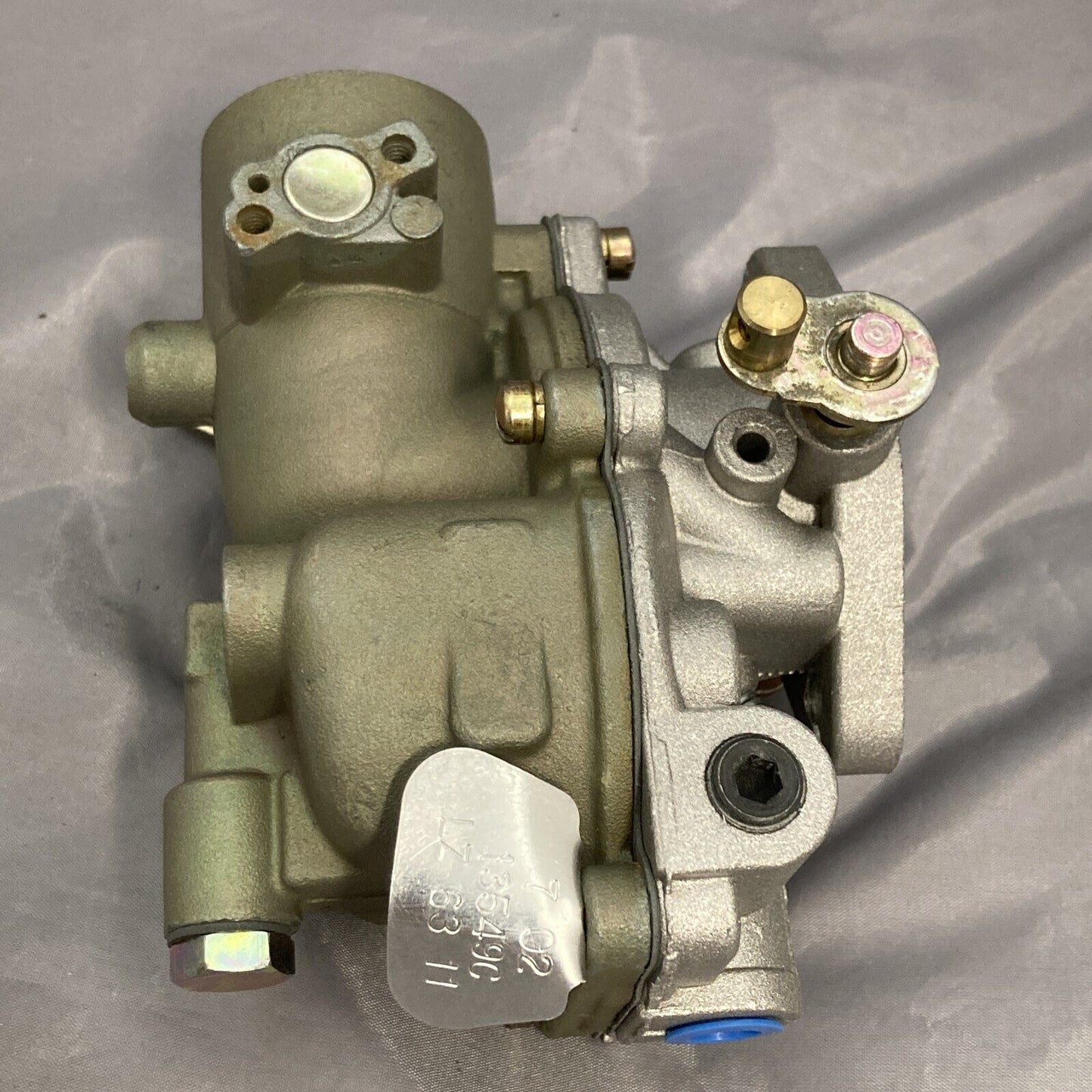 NEW ZENITH FUEL SYSTEMS 13549 Carburetor WISCONSIN LZ63-11SI
