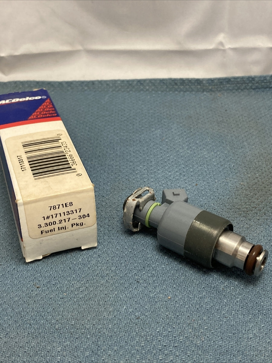 NEW ACDELCO 217-304 FUEL INJECTOR GM 17113317 GR.3.300