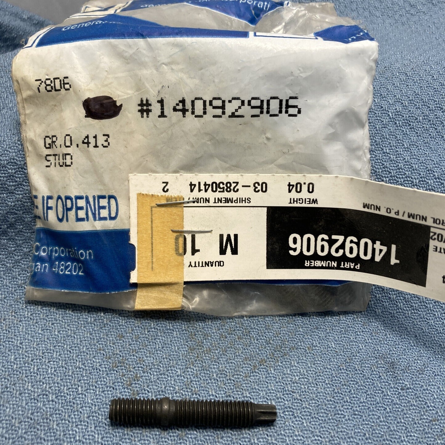 NEW GENUINE GM 14092906 Stud, Oil Pan