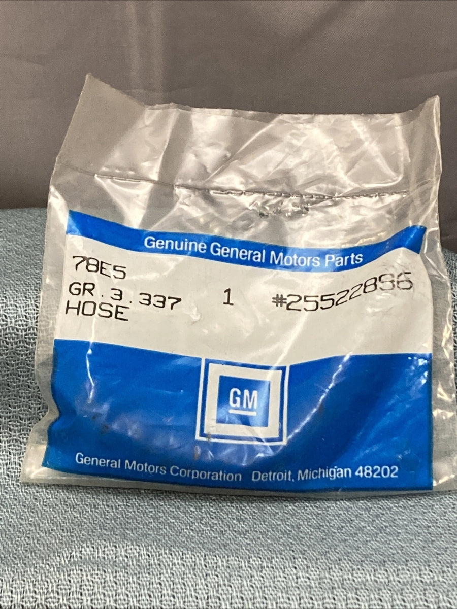 NEW GENUINE GM 25522896 HOSE, THROTTLE BODY WATER OUTLET 1986-1988 GR 3.337