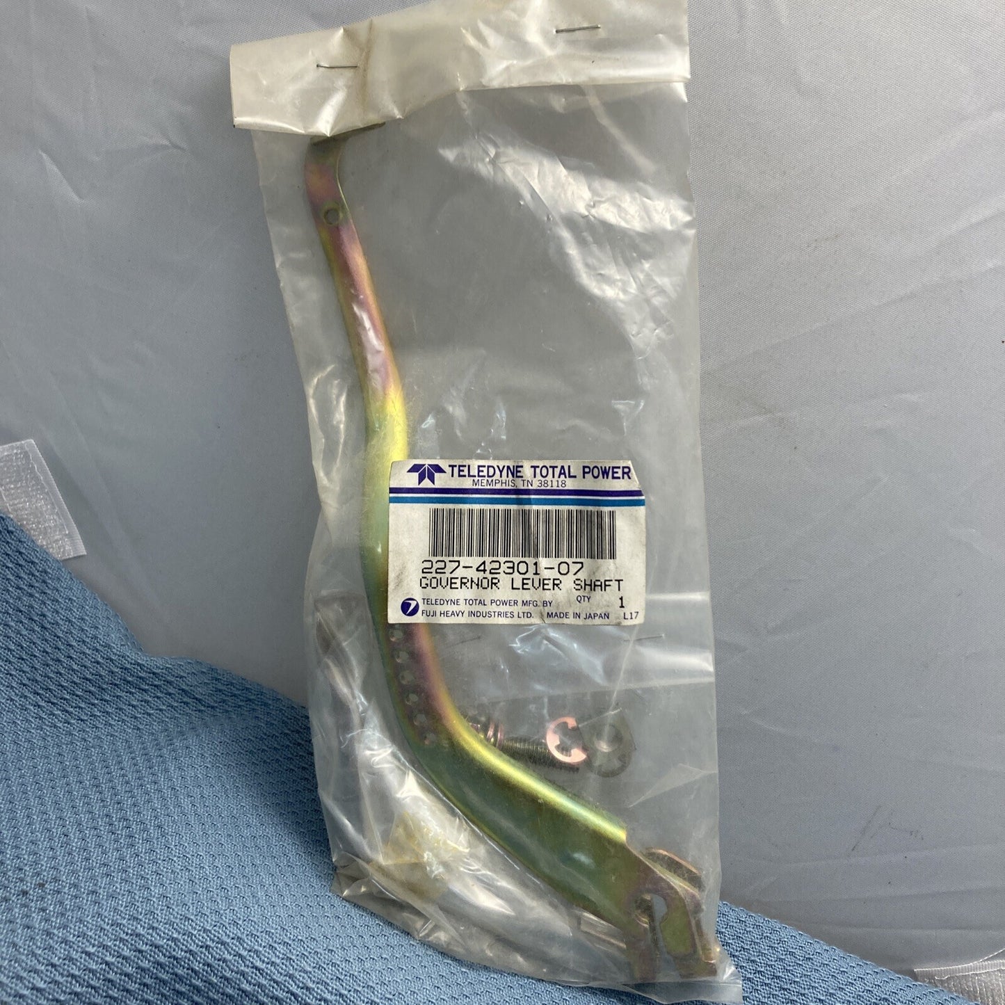 NEW WISCONSIN TELEDYNE ROBIN SUBARU 227-42301-07 GOVERNOR LEVER SHAFT