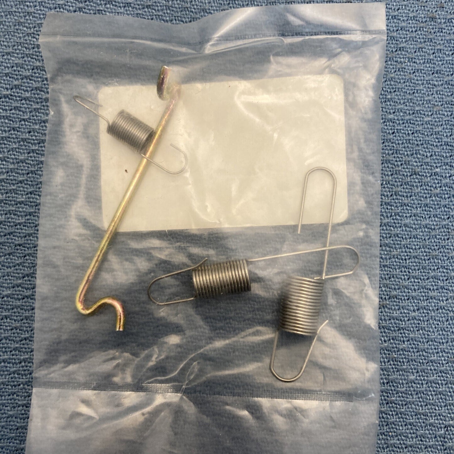 NEW ROBIN SUBARU 227-42501-07 GOVERNOR SPRING SET